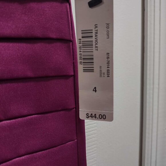 Worthington's Pleated Knee Length Skirt Ultraviolet Sz 4 - Picture 3 of 5